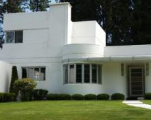 Learn more about Streamline Moderne