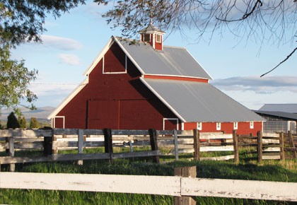 Western style Barn, Ellensburg - c. 1925