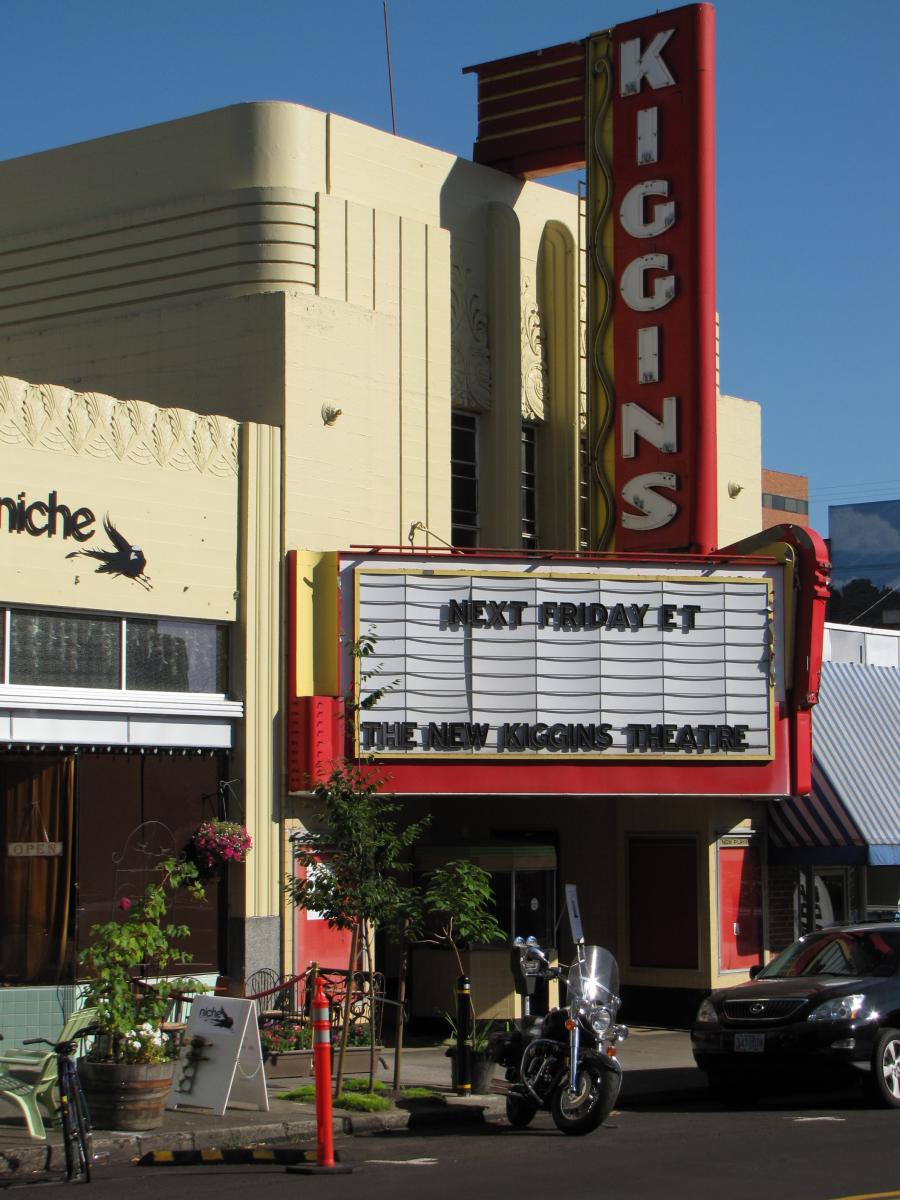 Kiggins Theater